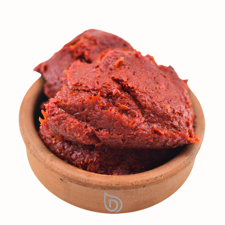 Tatlı Biber Salçası (Güneşte Kurutulmuş) 700gr